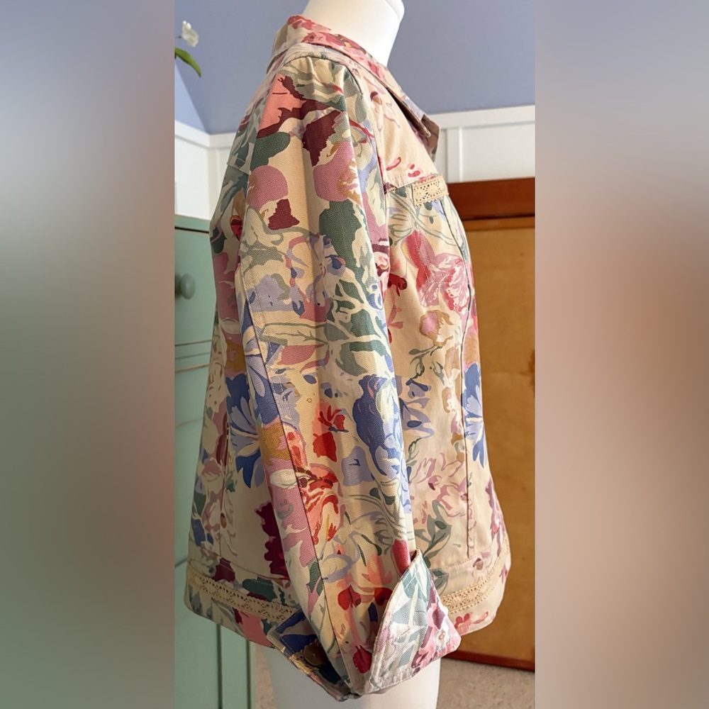 Coldwater Creek Multicolor Floral Cotton Twill Jacket w Crochet Embellishment - Picture 5 of 12